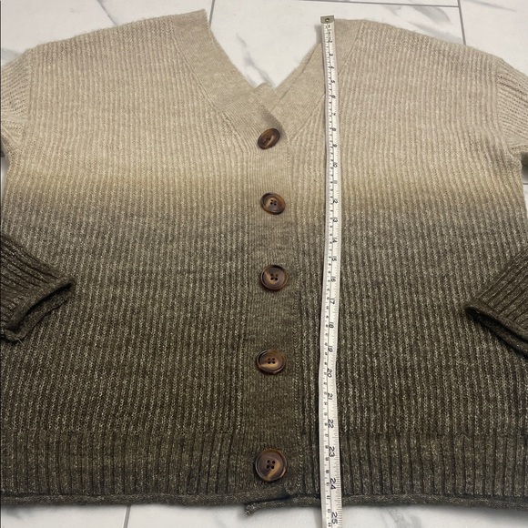 Charlie B Reversible Front Back Sweater Cardigan Ombré Green (Pine) Sz M - Picture 13 of 14